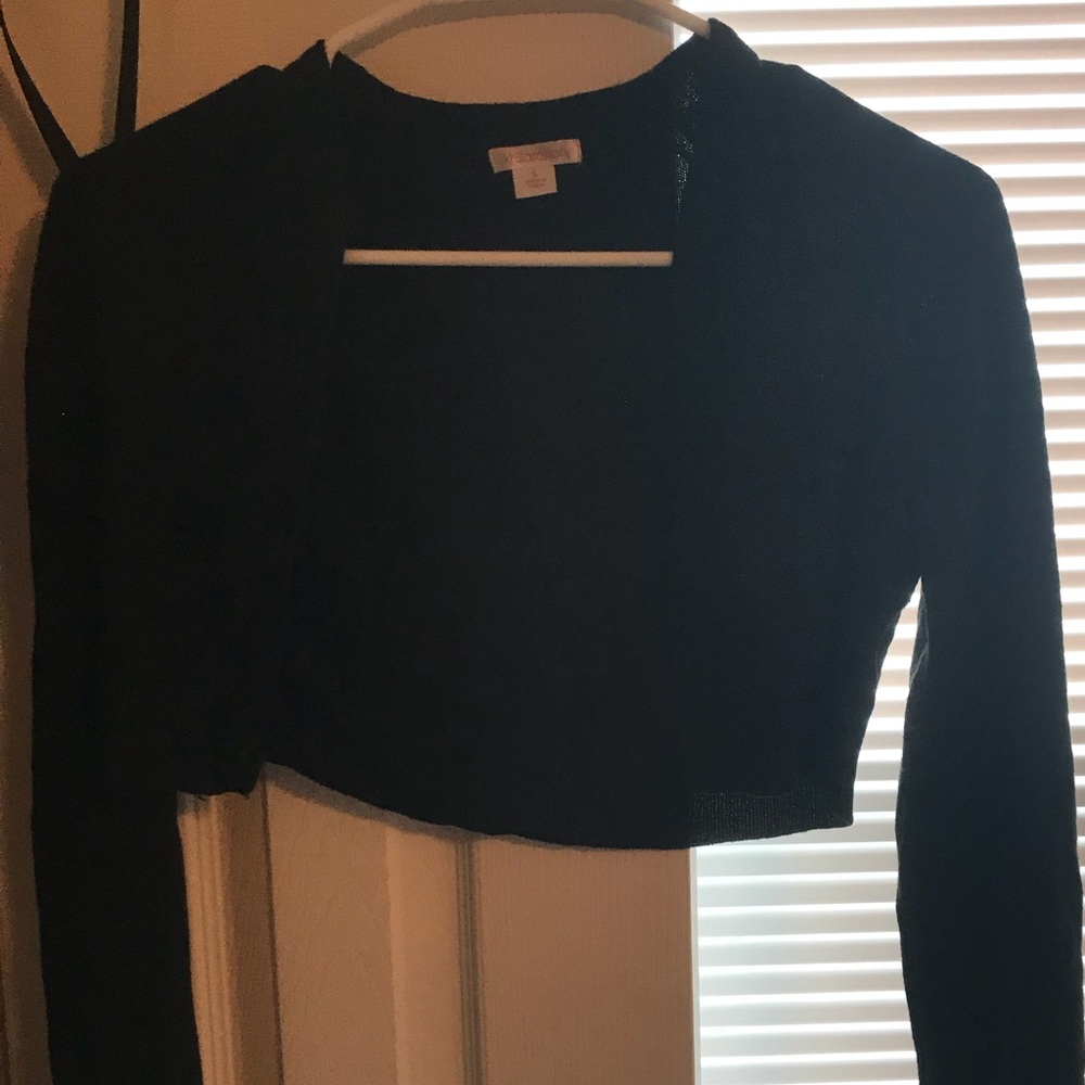 Sweater/shrug